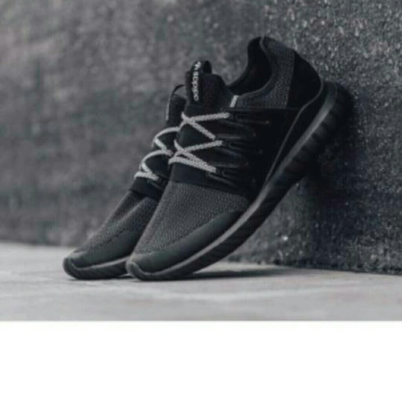 Shoes - Picture 1 of 3